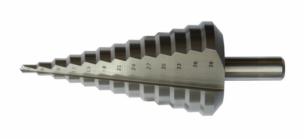Stupňovitý vrták OREN HSS 4-39 mm (po 3 mm) Stupňovitý vrták OREN HSS 4-39 mm (po 3 mm)