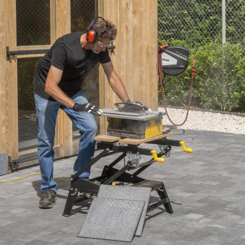 Rezačka na obklady 800W - 180mm