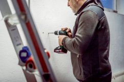 Aku vrtačka SB 18 L BL bez aku