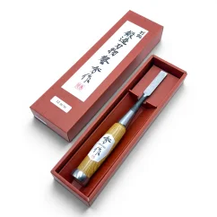 Japonské truhlářské dláto SHUSAKU OIRE NOMI, rukojeť z červeného dubu, 12 mm