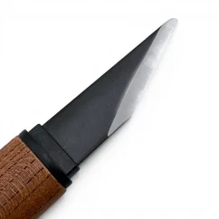 Japonský řezbářský nůž Kogatana YOSHIHARU z uhlíkové oceli, rukojeť dřevo Zelkova