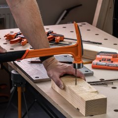 Tesařské kladivo PONY JORGENSEN s frézovanou úderovou plochou - 454 g