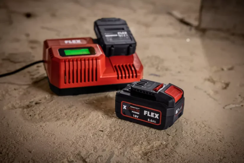 Rýchlonabíjačka pre 10,8V a 18V batéria FLEX