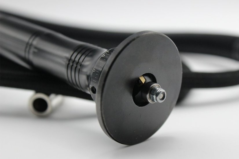 Mini pneumatická ručná frézka na zrážanie hrán 45 ° - typu pera