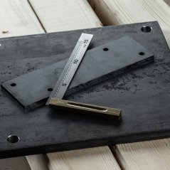 Nerezový uholník s robustnou mosadznou základňou so stupnicou - 150 mm