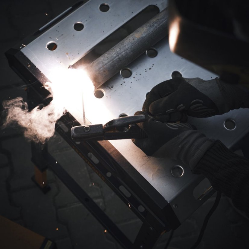 Kovový skládací pracovní stůl CRAFTMAKER SteelBench S110
