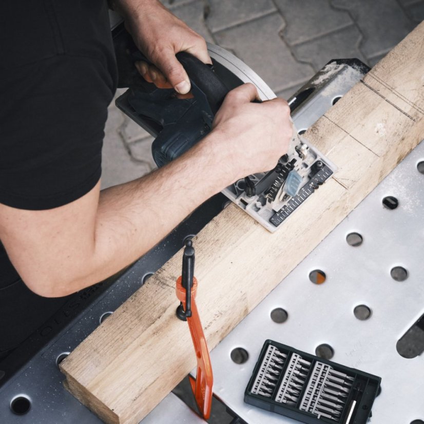 Kovový skládací pracovní stůl CRAFTMAKER SteelBench S110
