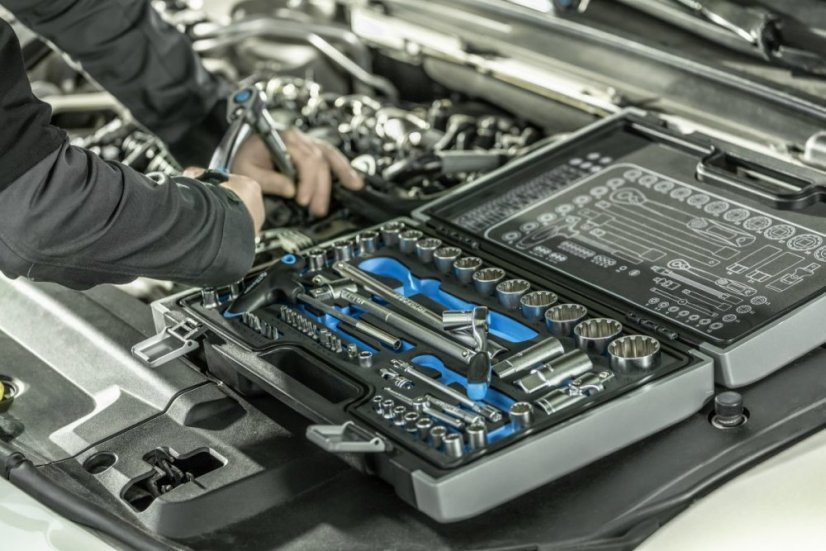 HT1R470 Zestaw narzedzi