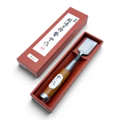 Japonské truhlářské dláto SHUSAKU OIRE NOMI, rukojeť z červeného dubu, 36 mm