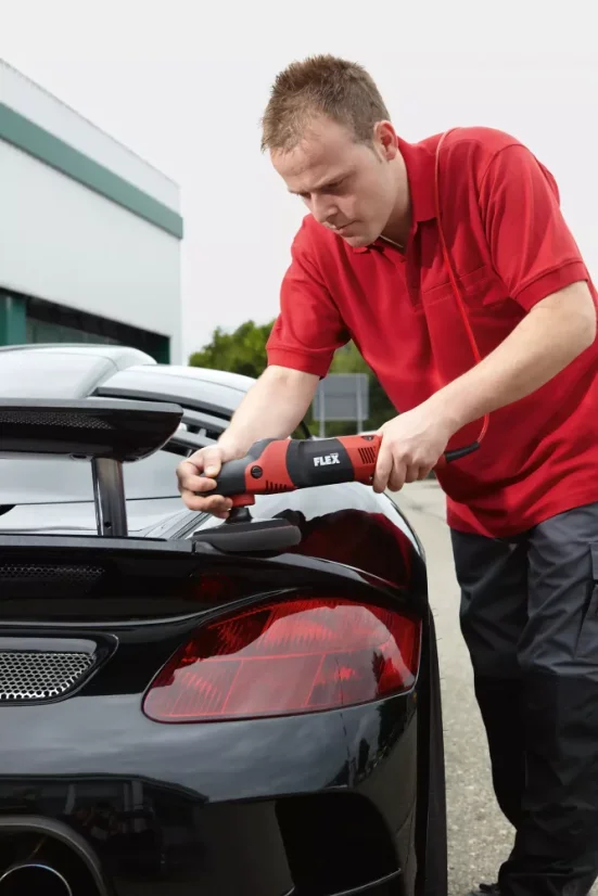 150 mm leštička s variabilními otáčkami a vysokým točivým momentem POLISHFLEX