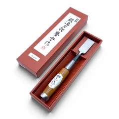 Japonské truhlářské dláto SHUSAKU OIRE NOMI, rukojeť z červeného dubu, 24 mm