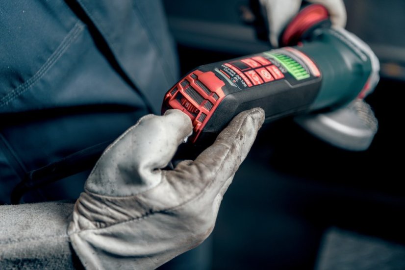 Úhlová bruska WEVBA 20-125 Quick BL