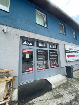 Přestěhovali jsme se a otevřeli prodejnu!