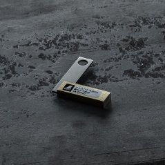Nerezový mini uholník SHINWA s robustnou mosadznou základňou - 45 mm