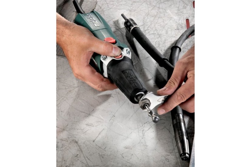 Přímá bruska GE 710 Plus