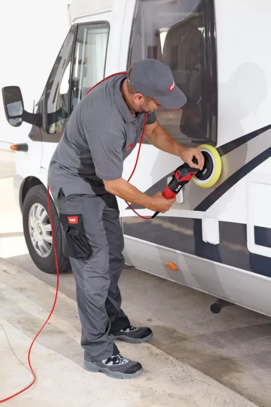 180 mm Leštička s vysokým točivým momentem pro velké plochy 1400W FLEX